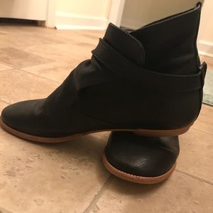 House of Harlow 1960 Black shorts Boots